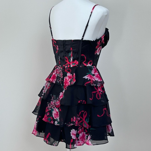 🎀🌹Gorgeous Ribbon and Roses Print Ruffled Corset Mini Dress - Picture 3 of 12